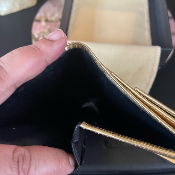 Loewe Gold Wallet - Picture 5 of 13